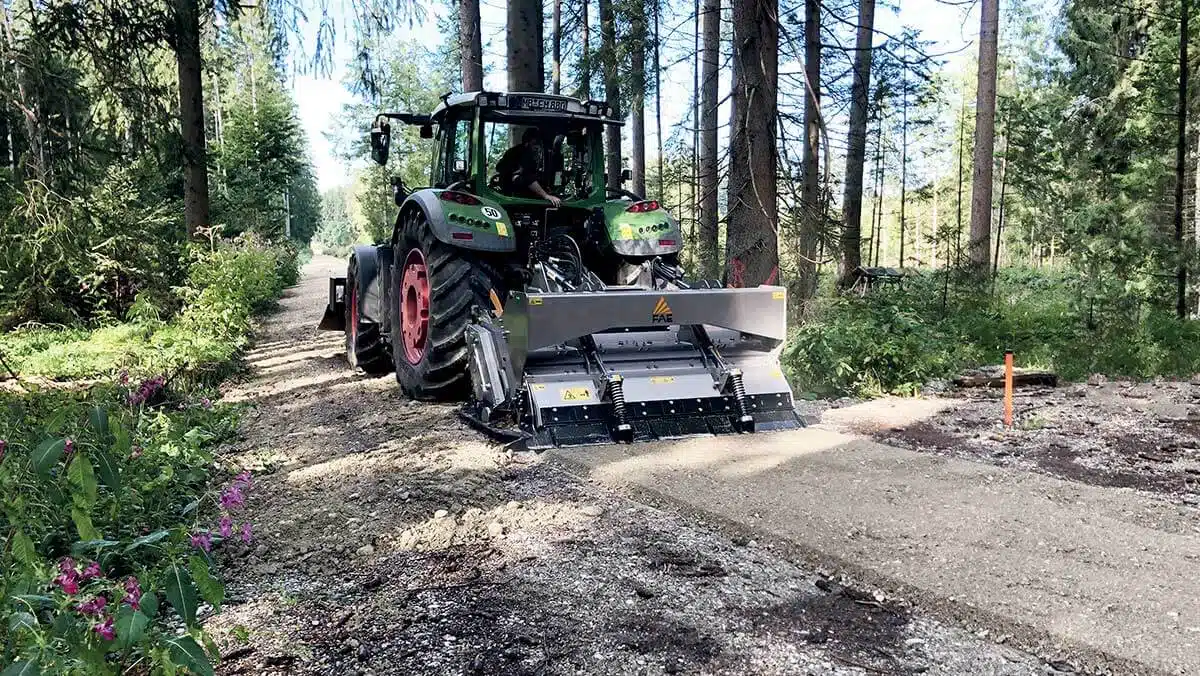 Forest Road creation, G.B. Equipments