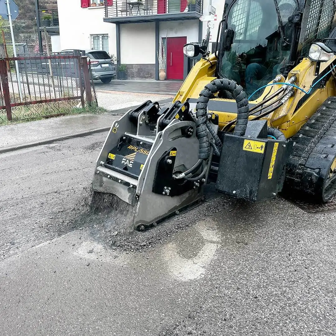 Asphalt Planer, G.B. Equipments