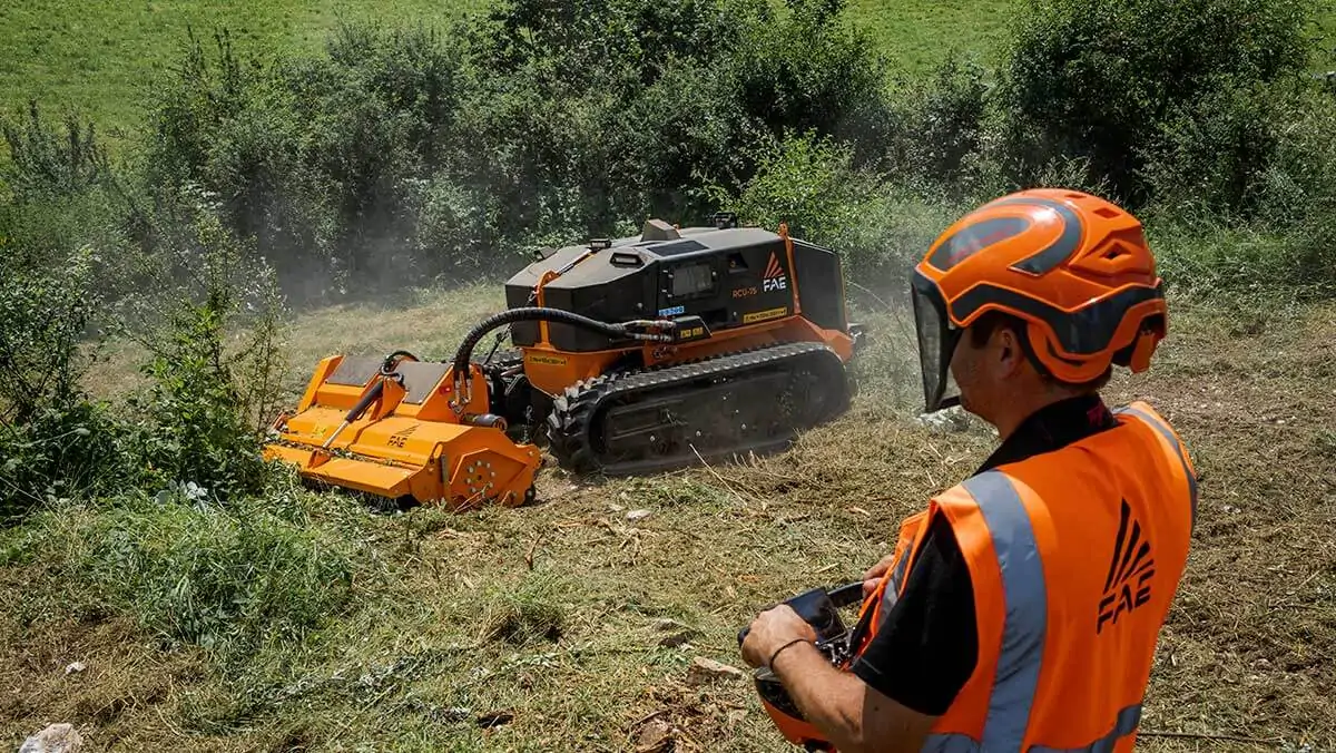 Remote Rontrolled Tracked Carriers, G.B. Equipments