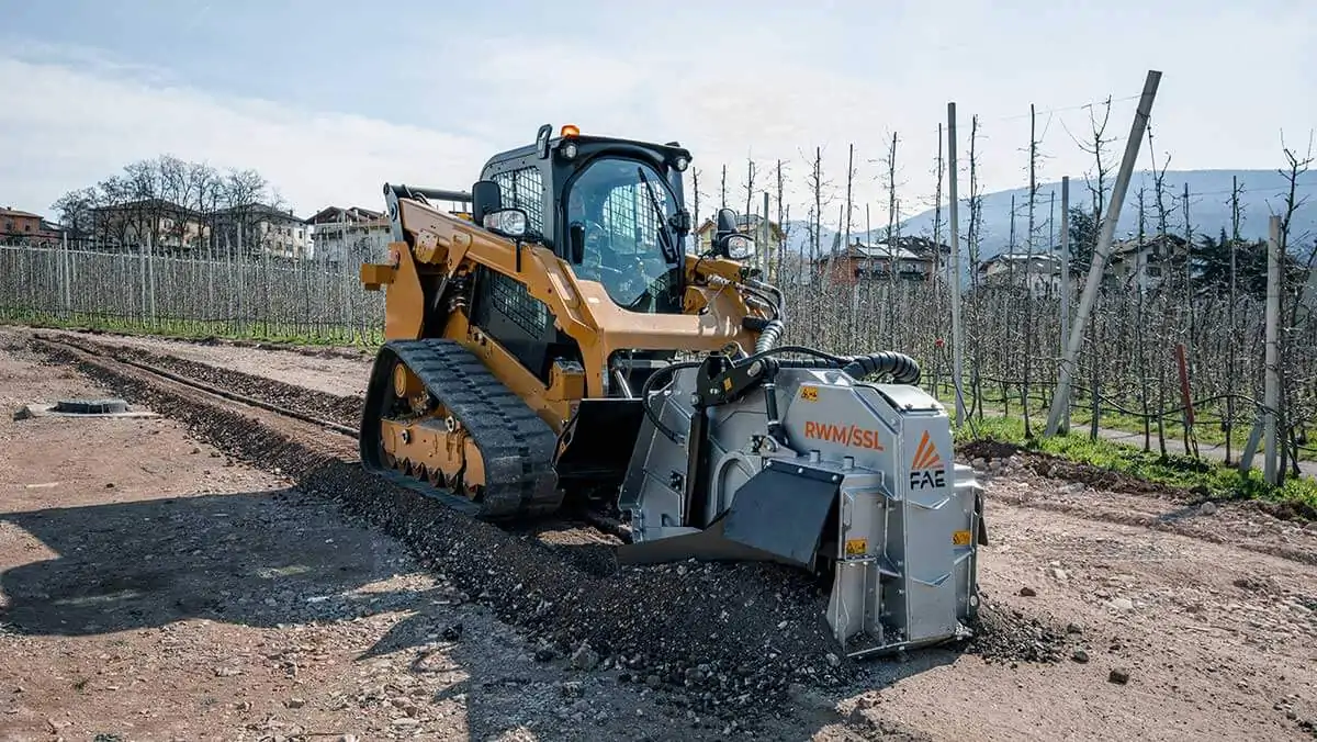 Equipment for Compact Loaders/Compact Tractors/Skid Steers, G.B. Equipments