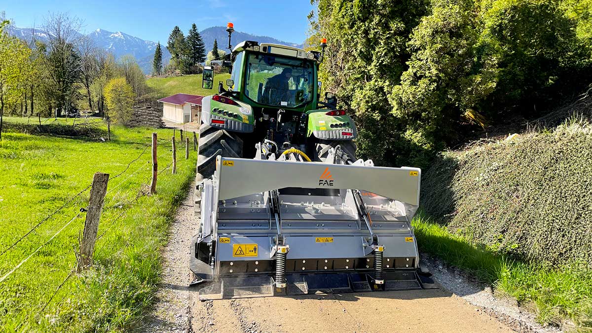 R&eacute;alisation de tranch&eacute;es, G.B. &Eacute;quipements