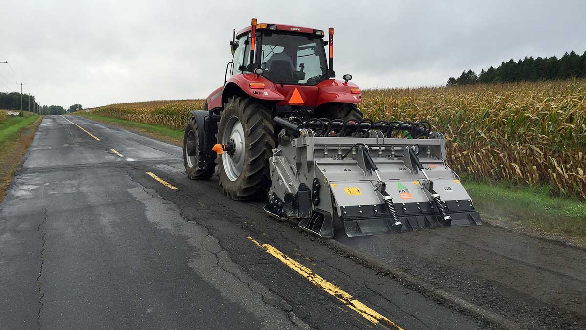 Asphalt Recycler, G.B. &Eacute;quipements