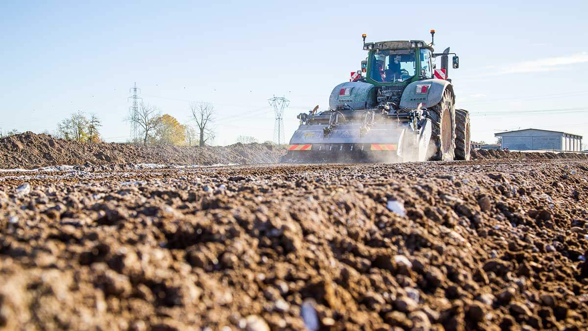 Entretien des espaces verts, G.B. &Eacute;quipements