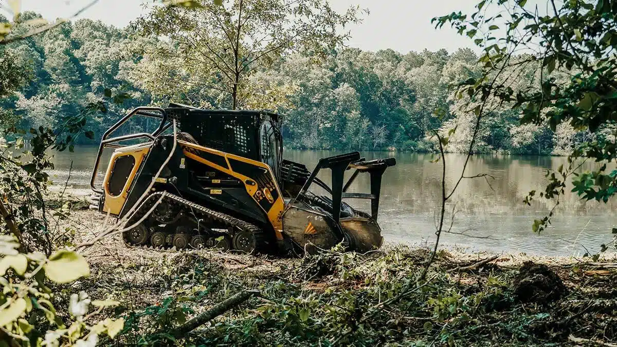 Shoreline Maintenance, G.B. Equipments