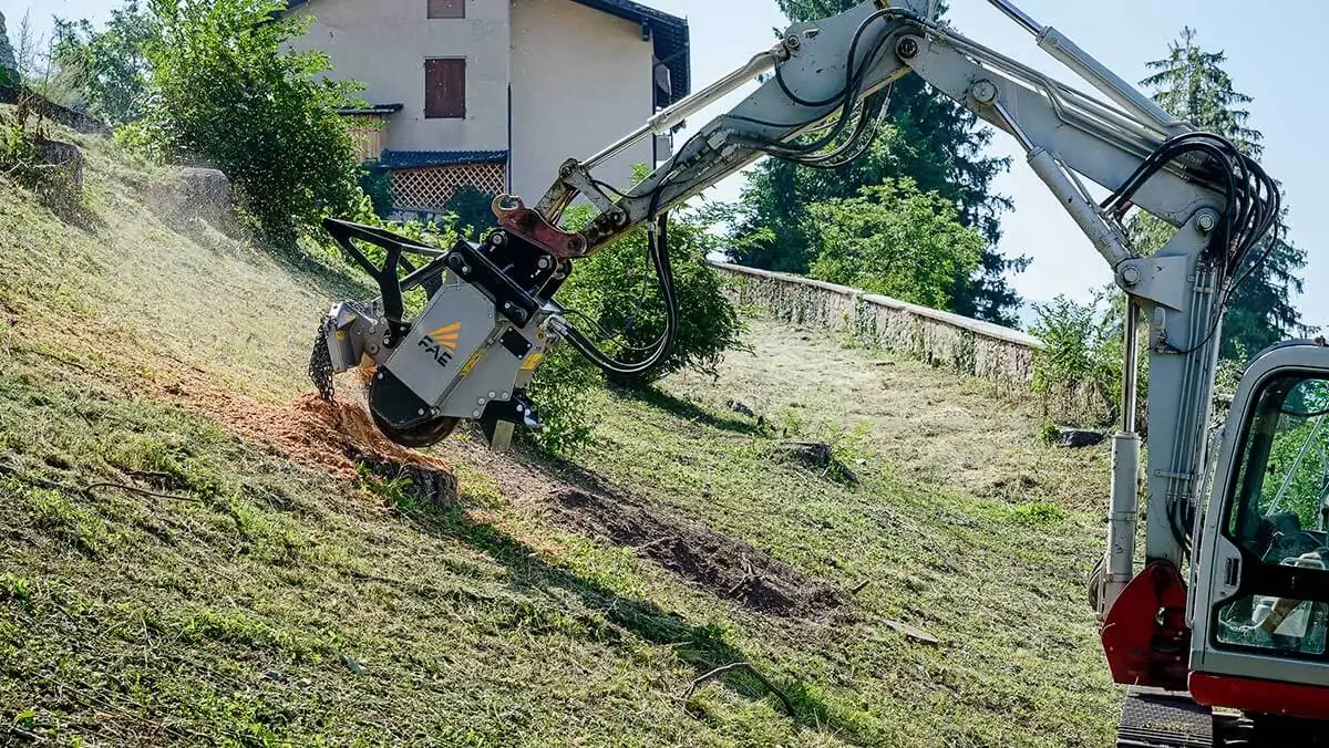 Shoreline Maintenance, G.B. Equipments