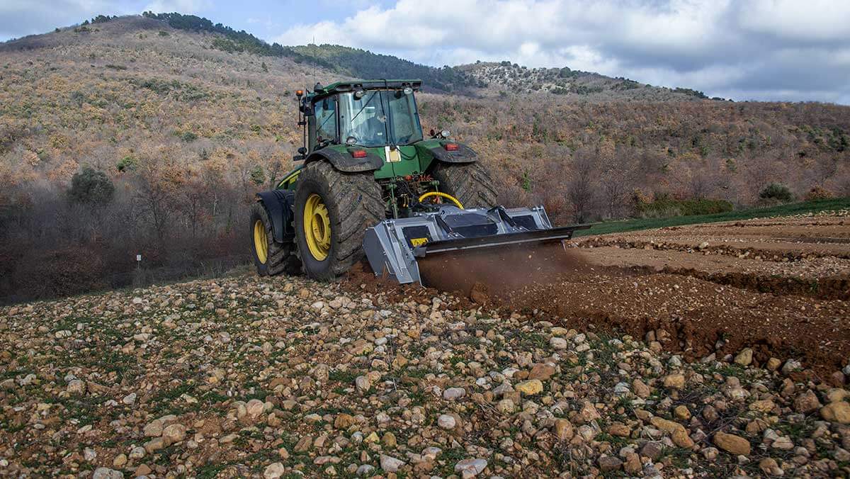 &Eacute;quipements FAE pour tracteurs agricoles, G.B. &Eacute;quipements