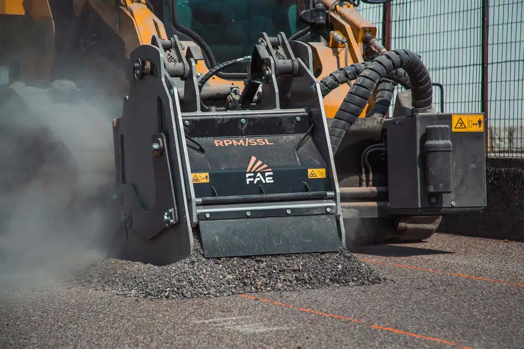 Equipment for Compact Loaders/Compact Tractors/Skid Steers, G.B. Equipments